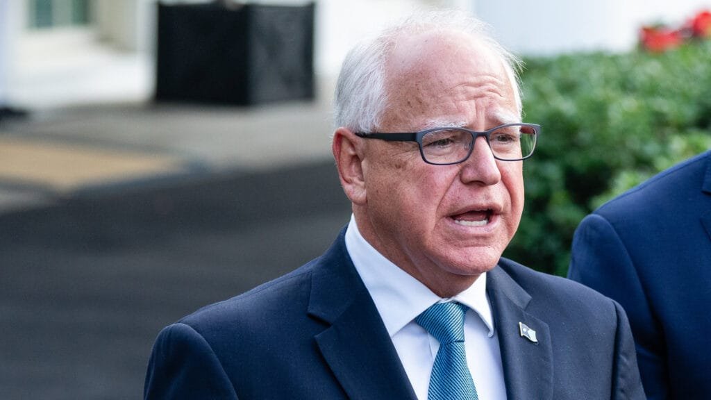 Tim-Walz-considering-Senate-run-to-replace-Tina-Smith-scaled