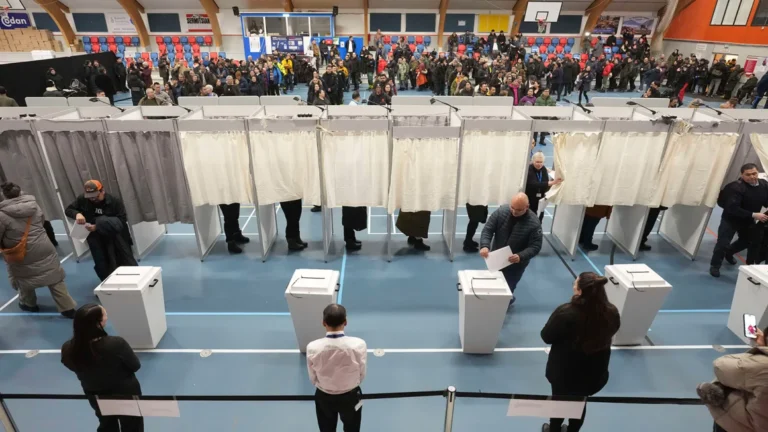 Greenland’s Opposition Wins Election Amid Independence Debate