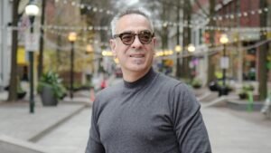 US Citizen George Glezmann